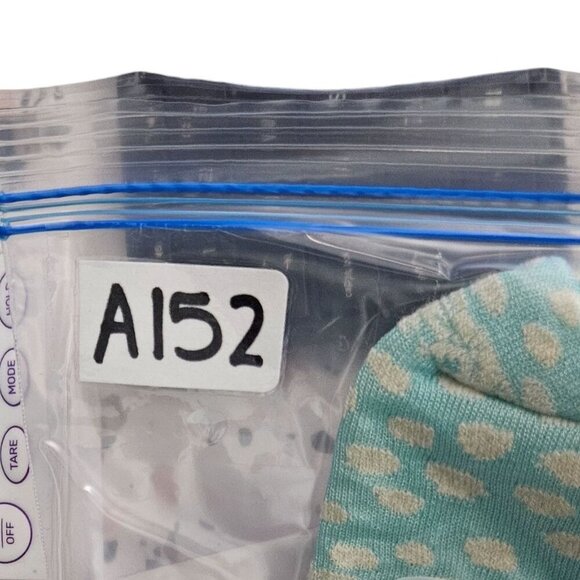 St. John Light Blue & Cream Polka Dot Textured Knit Tank Top Size S - Picture 10 of 10